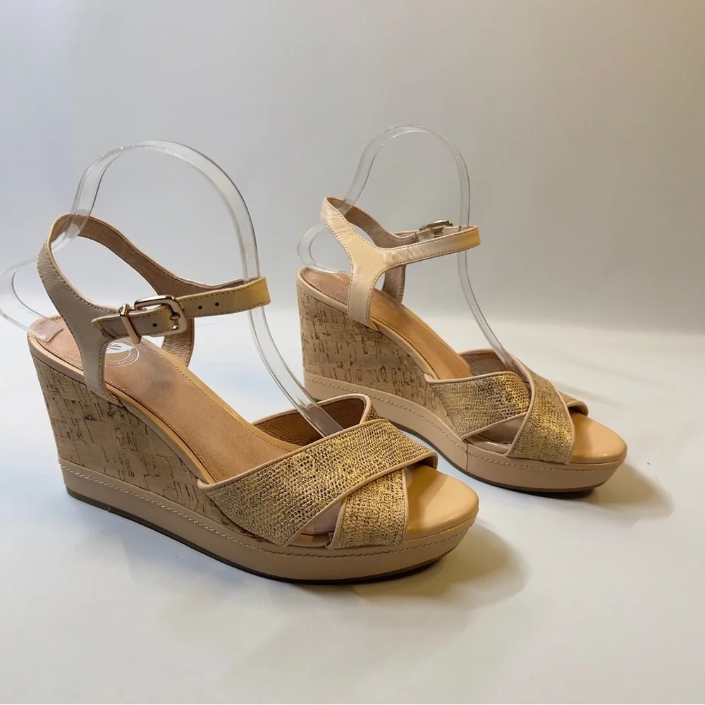NURTURE Women’s Size 9 Cream Gold Strap Wedge Sandal Cork 4” Heel